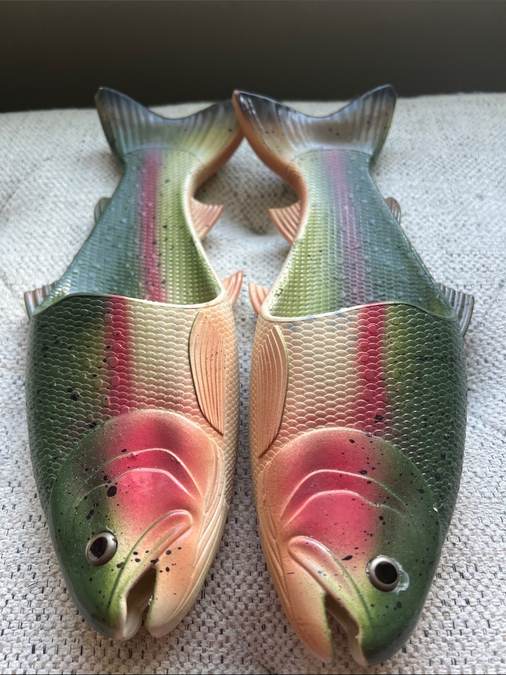 Kids/Womens Fish-Shaped Slip-On Sandals in Green & Pink
